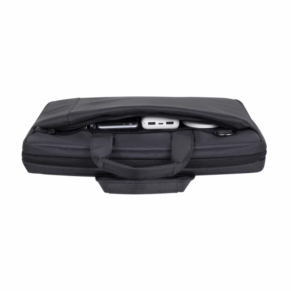 RIVACASE 8231 15 — 6